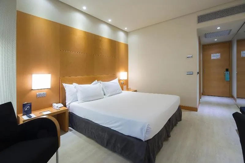Hotel Silken Puerta Madrid 4*,